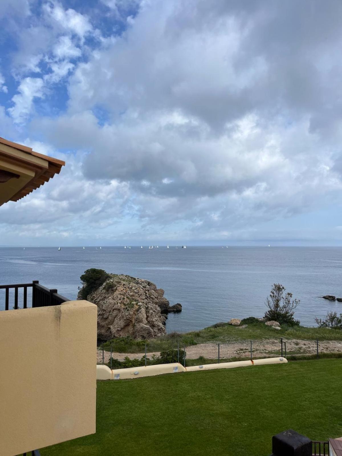 Apartamento L' Escala Exterior foto